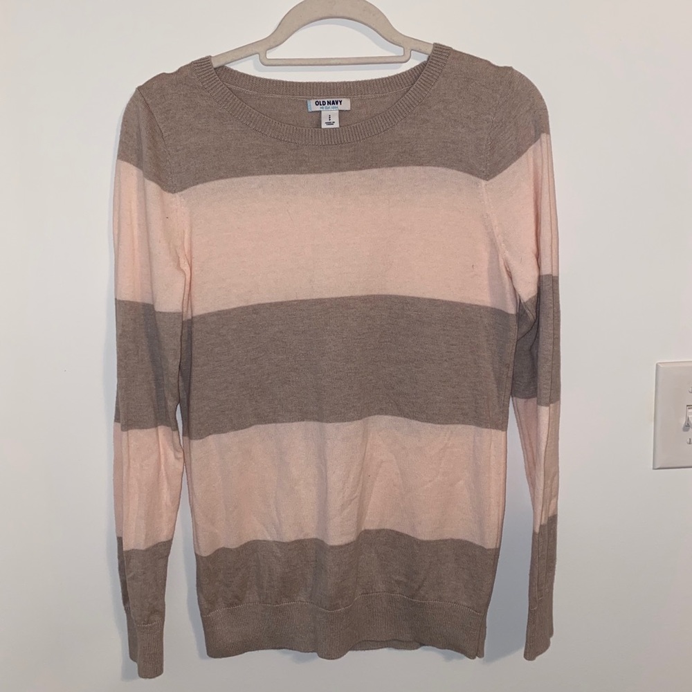 Old navy sweater